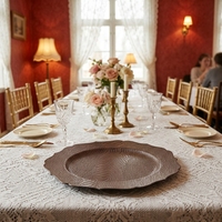 Assiettes de présentation rustiques marron de 13 pouces en faux bois massif avec bord festonné pour la décoration de Thanksgiving, de mariages et de fêtes