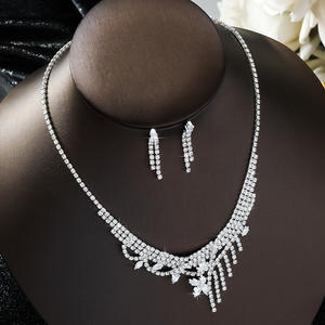 ชุดเครื่องประดับทองแดงสุดหรูสำหรับงานแต่งงาน ขายส่ง สร้อยคอเจ้าสาวประดับเพชรซิร์คอนสำหรับเจ้าสาว - Product Image 3