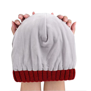Chapeau polaire femme <span class=keywords><strong>fourrure</strong></span> Pom Logo personnalisé chapeau ample hiver tricoté chapeau pompon bonnet vert <span class=keywords><strong>toque</strong></span> avec étiquette <span class=keywords><strong>en</strong></span> polyuréthane - Product Image 5
