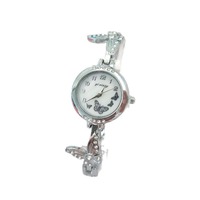 Nouvelle montre-bracelet en alliage papillon, fabrication exquise, compacte, best-seller, quartz créatif, plusieurs fuseaux horaires