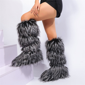 Nouvelles <span class=keywords><strong>Bottes</strong></span> de Neige Y2K Audacieuses en Fausse Fourrure de Renard Mi-Mollet, Chaudes et Doublées, avec Ceinture à Rivets Style Européen/Américain, pour Femme – Collection Automne 2026 - Product Image 4