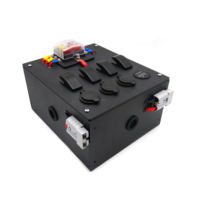 Boîtier de commande 12V pour caravane 4x4 avec connexion électrique et bloc de fusibles 6 voies