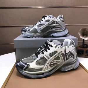 Factory wholesale of top-quality luxurious brand sports <b>shoes</b>, fashionable, breathable, casual, thick-soled walking <b>shoes</b>. - Product Image 4