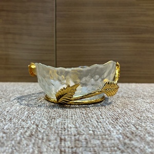 <strong>Creative</strong> Flower Home Gift Arabic Style Golden Plated Small Size Glass <strong>Plate</strong> with Handle Golden Metal Frame Glass <strong>Serving</strong> Bowl - Product Image 3