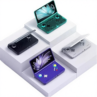 Console de jeu Retroid Pocket Flip 2 - Appareil portable Android rétro open-source avec écran OLED de 5,5 pouces, Wi-Fi et 10 000 jeux intégrés