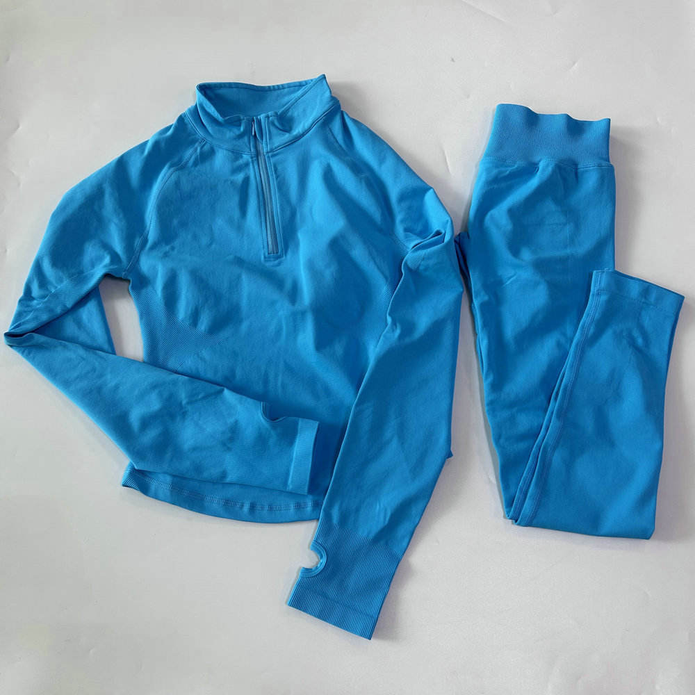 ไม่มีโลโก้ น้ำเงินธารน้ำแข็ง