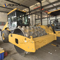 Nouveau Compacteur Vibratoire 10 Tonnes XS143J avec Tambour Unique, Doté d'un Moteur et d'une Pompe Neufs