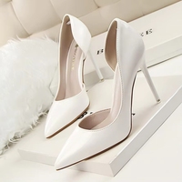 Escarpins Slingback de Haute Qualité en Cuir Verni, à Bout Pointu, Talon Fin, Décolleté, Creux et Sexy