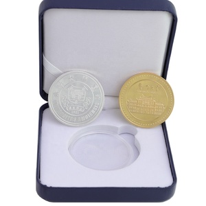 Medalla Universitaria Personalizada de Oro y Plata, Moneda Conmemorativa para Promover el Espíritu Escolar, Metal con Impresión y Corte a Troquel, Fundida en Caja de Regalo - Product Image 1