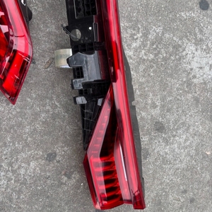 Adatto per 2018, 2019, 2020 <span class=keywords><strong>Audi</strong></span> <span class=keywords><strong>Q8</strong></span> fanali posteriori, 2021, 2022, 2023, 2024 <span class=keywords><strong>Audi</strong></span> <span class=keywords><strong>Q8</strong></span> fanali posteriori a LED, luci dei freni - Product Image 2