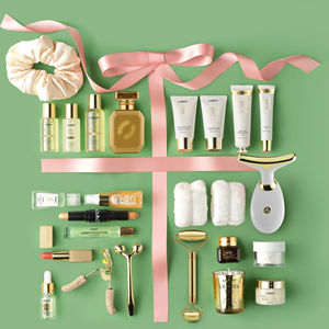 <span class=keywords><strong>Calendrier</strong></span> <span class=keywords><strong>de</strong></span> <span class=keywords><strong>l</strong></span>'<span class=keywords><strong>Avent</strong></span> <span class=keywords><strong>de</strong></span> <span class=keywords><strong>Luxe</strong></span> Beauté : Coffret Cadeau Cosmétique et Maquillage Exquis, Design Matelassé Fil Doré, Boîte en Forme <span class=keywords><strong>de</strong></span> Livre pour <span class=keywords><strong>Femme</strong></span> - Product Image 5