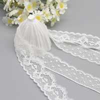 Dentelle blanche à la vente, 100% polyester, dentelle à fleurs à coudre, soluble à l'eau, écologique pour les vêtements