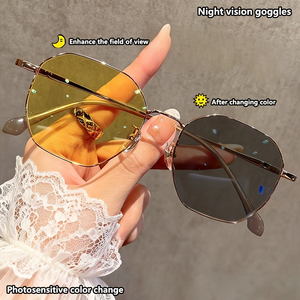 Gafas de Miopía con Marco Metálico que Cambia de Color, Diseñadas para Conductores Nocturnos para Evitar los Faros Altos, para Uso Diurno/Nocturno - Product Image 3