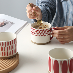 Fabricant personnalisé, tasse en céramique simple de style nordique, couleur personnalisée, motif de dessin animé, 380 ml, passe au lave-vaisselle et au micro-ondes, avec poignée - Product Image 3