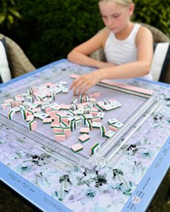 Tapis de mahjong moderne pliable en néoprène de luxe 31,5x31,5 pouces avec motif safran pour le poker américain et le mahjong - Product Image 3