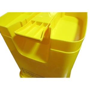 Contenedor de Residuos Médicos Chenyu con Pedal, 70L 30L 18L, Plástico con Símbolo de Riesgo Biológico para Uso Hospitalario - Product Image 3