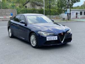 L'<span class=keywords><strong>Alfa</strong></span> <span class=keywords><strong>Romeo</strong></span> Giulia 2017, una Auto Professionale a Benzina, È la Più Economica nel Paese di Esportazione - Product Image 3