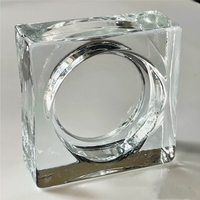 Briques de verre solides colorées d'art architectural, blocs de verre décoratifs concaves en cristal pour bureaux et espaces commerciaux