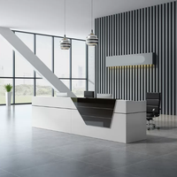 Nouveau mobilier de bureau moderne de luxe léger, bureau d'accueil avec rangement