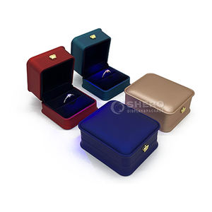 Caja de Joyería de Piel Sintética de Lujo Azul, Roja y Dorada, Personalizada con Logotipo, para Collares, Pulseras, Pendientes y Anillos, con Luz LED - Product Image 2