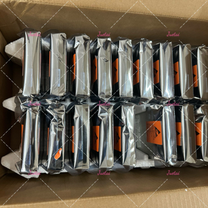 قرص صلب Exos 7E8 ST4000NM005A بسعة 4 تيرابايت، سرعة دوران 7200 دورة في الدقيقة، واجهة SAS-12Gbps، ذاكرة تخزين مؤقت 256 ميجابايت، تقنية 512e، مقاس 3.5 بوصة - Product Image 3