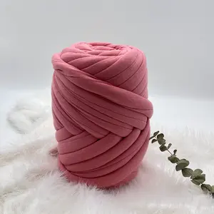 Factory Supply 100%PO Jumbo Strip Cotton Core Yarn Hollow T-shirt Yarn for Hand Knitting Blanket In Stock