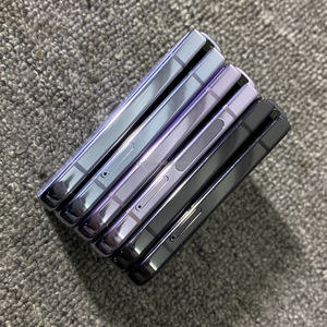 Venta al por mayor para <span class=keywords><strong>Galaxy</strong></span> Z <span class=keywords><strong>Flip</strong></span> 4 5G Smartphone Teléfono móvil usado Versión global <span class=keywords><strong>128GB</strong></span> LTE Celular Versión de EE. UU. Venta caliente - Product Image 2