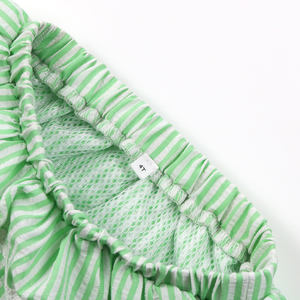 Boutique bebé recién nacido bragas Casual Seersucker algodón bebé <span class=keywords><strong>volantes</strong></span> bombachos <span class=keywords><strong>con</strong></span> encaje ajuste para OED ODM - Product Image 6