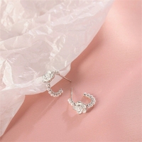 0574 Damen-Ohrstecker aus S925 Sterlingsilber mit Einzigartigem Design, Vielseitig Einsetzbar, Luxuriös und Hochwertig, Blumen-Ohrringe