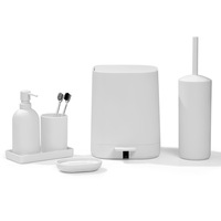 Ensemble de toilette de salle de bain en plastique 6 pièces comprenant une poubelle Brosse de toilette Bouteille de lotion Porte-savon Brosse à dents Porte-gobelet Plateau