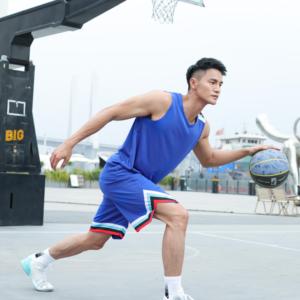Camisetas de Baloncesto Personalizadas de Fábrica para Clubes y Equipos de EE. UU., Pantalones Cortos 100% Poliéster de Secado Rápido y Transpirables, Último Diseño Reversible - Product Image 3