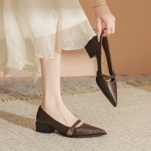 Chaussures Mary Jane à bout pointu, talon bloc, doublure en cuir, couleur unie, décoration florale, escarpins pour femmes, talon moyen 3cm 5cm - Product Image 2