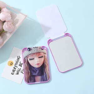 Espejo de Bolsillo Plegable con Diseño de <span class=keywords><strong>Muñeca</strong></span> Adorable, Espejo Compacto Lenticular, Espejo Cosmético Portátil de Plástico para Niñas, Venta al Por Mayor - Product Image 3