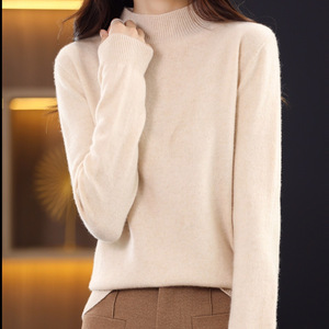 Maglione a Collo Alto 2024 Nuovo Modello da <span class=keywords><strong>Donna</strong></span> Vestibilità Ampia Slim in Velluto Originale <span class=keywords><strong>Beige</strong></span> - Product Image 4