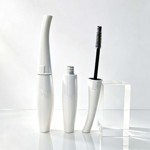 Tube de mascara blanc incurvé vide, flacon de mascara en plastique de forme spéciale avec bouchon à vis, emballage cosmétique personnalisé avec logo, contenant pour cils - Product Image 1