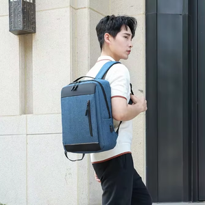 Mochila Impermeable para Portátil Oxford con Puerto USB, Diseño Geométrico Antirrobo, Unisex, para Viajes de Negocios, Multifuncional, Personalizable - Product Image 4
