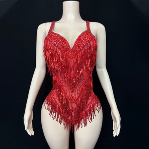 Novance Y4903 Produit en vente : Robe de soirée sexy dos nu pour femme, ornée de strass rouges, de sequins et de pompons, idéale pour les fêtes de Noël et les clubs. - Product Image 4