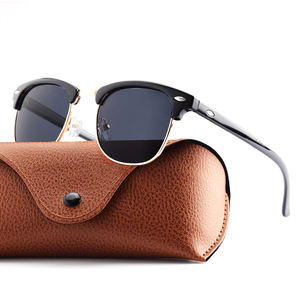 <span class=keywords><strong>Gafas</strong></span> <span class=keywords><strong>de</strong></span> sol polarizadas para hombre y mujer, lentes <span class=keywords><strong>de</strong></span> sol <span class=keywords><strong>de</strong></span> plástico Retro, venta al por mayor - Product Image 3