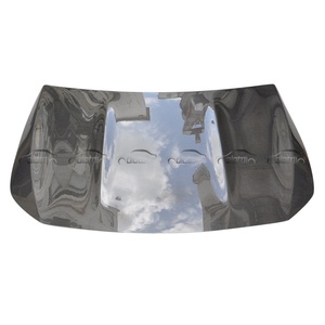 Couvercle de moteur en fibre de carbone OLOTDI pour Mercedes-Benz Classe A A35 A45 CLA35 CLA45, style automobile - Product Image 1