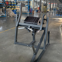 Machine de musculation à charge libre en acier pour curls aux bras, équipement de musculation assis sécurisé pour biceps et avant-bras, idéal pour salle de sport et studio de fitness