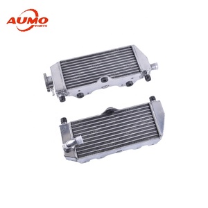 Ensemble de <span class=keywords><strong>radiateur</strong></span> de système de refroidissement de <span class=keywords><strong>moto</strong></span> de <span class=keywords><strong>prix</strong></span> usine pour YAMAHA YZ250 1996-2001 - Product Image 1