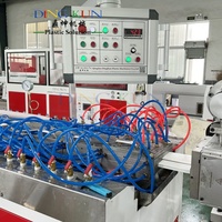 Ligne de production de machine d'extrusion de profilés de fenêtres et de portes en PVC UPVC, machine à double vis conique pour la construction