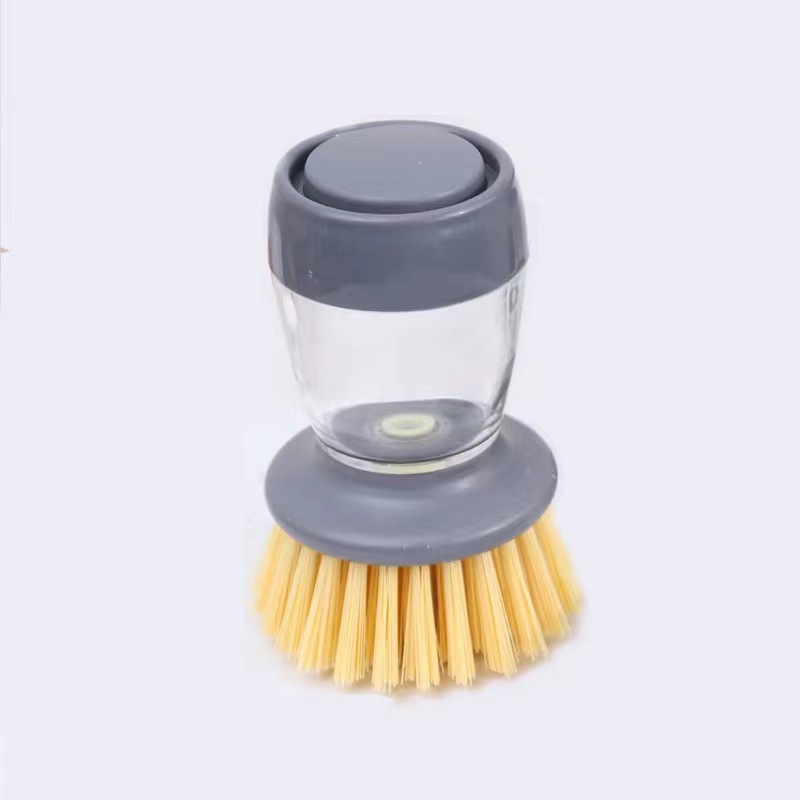 Tête de brosse jaune.