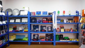 נעלי בטיחות/מגפיים לגברים מעור אמיתי, עם מגן פלדה, רב מכר תעשייתי, גזרה בינונית, סוליה חיצונית מגומי, לכל עונות השנה, לשימוש במפעלים. - Product Image 6