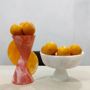 Bol en résine avec fleurs séchées fait main sur mesure |   Bol de rangement décoratif élégant et accent de centre de table raffiné - Product Image 1