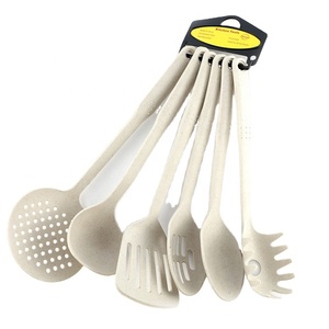Set di 6 Utensili da Pasticceria Resistenti al Calore, Ecologici e Riutilizzabili, in Plastica Beige con Impugnatura PC, Modello Zhejiang C-12 - Product Image 2