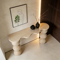 Table console moderne en travertin beige clair avec pieds sphériques - Meubles en pierre naturelle pour cuisine et salon