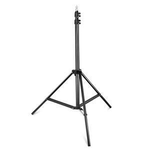 Kit d'éclairage vidéo <span class=keywords><strong>Neewer</strong></span> à double couleur avec 2 lampes <span class=keywords><strong>LED</strong></span> 660 et support, incluant 3200-5600K CRI 96 pour la photographie et la vidéo en studio - Product Image 3