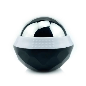Boule de massage à glace 2 en 1 en acier inoxydable de haute qualité de 60 mm <span class=keywords><strong>pour</strong></span> le corps, <span class=keywords><strong>les</strong></span> pieds, <span class=keywords><strong>les</strong></span> muscles, soulagement de la douleur, récupération <span class=keywords><strong>du</strong></span> stress, adultes, à main - Product Image 1