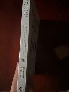 Rodeado de idiotas, libro popular de bolsillo con tapa blanda, impresión personalizada, libro de papel, novela para adultos, libros educativos, impresión de libros - Product Image 2